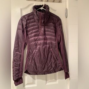 Lululemon down filled running jacket, in gorgeous aubergine colour, size 2